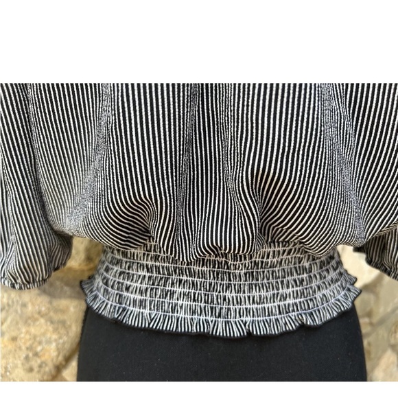 Papermoon Top S‎ - Picture 9 of 10